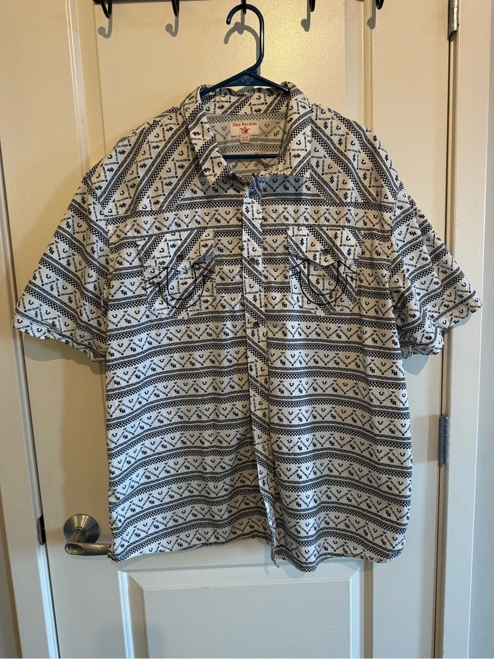True Religion Black & White Patterned Short-Sleeve Button-Down Shirt